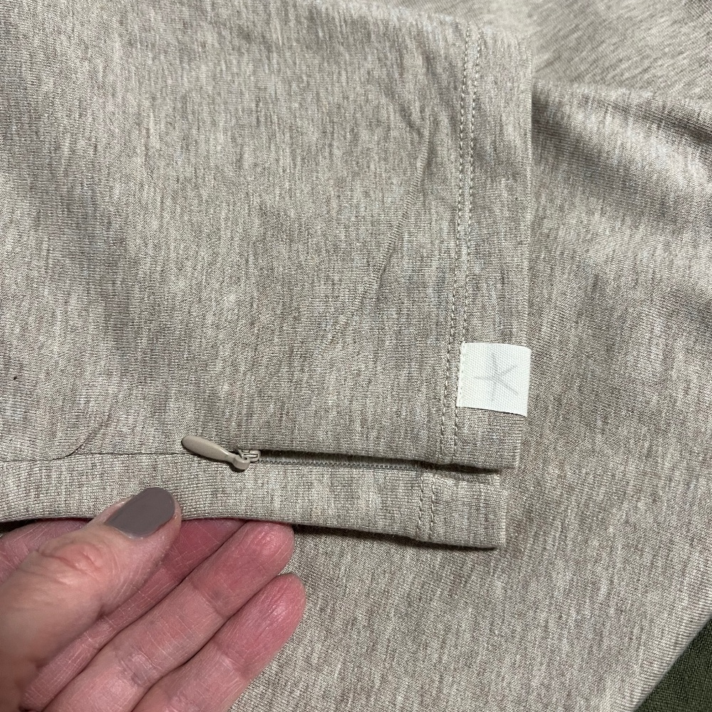 BAREFOOT DREAMS - NWT- MALIBU LOUNGE PANTS - MEDIUM - Picture 7 of 13
